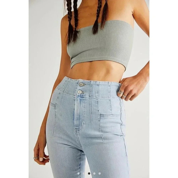 New Free People Jayde Flare Jeans High Rise in Light Blue Sea Wash - Picture 4 of 11